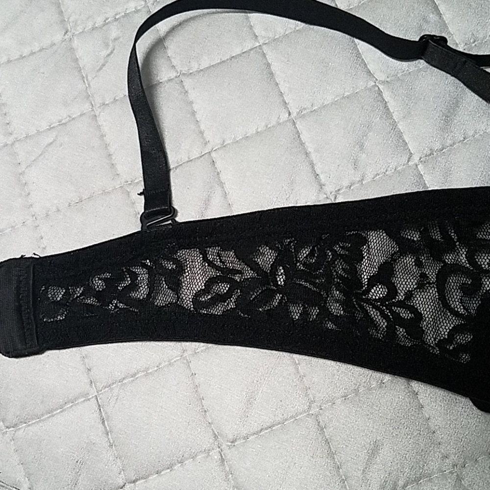 NWOT Bra - Picture 3 of 5